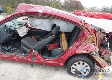 2015 Nissan Versa 1.6 Sv from USA, damaged, VIN 3N1CN7AP3FL822793